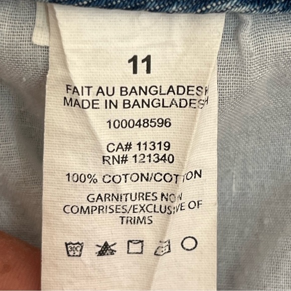 Women’s Garage Denim Jean Cutoff Distressed Light Wash Shorts Size 11 High Rise - Picture 7 of 12